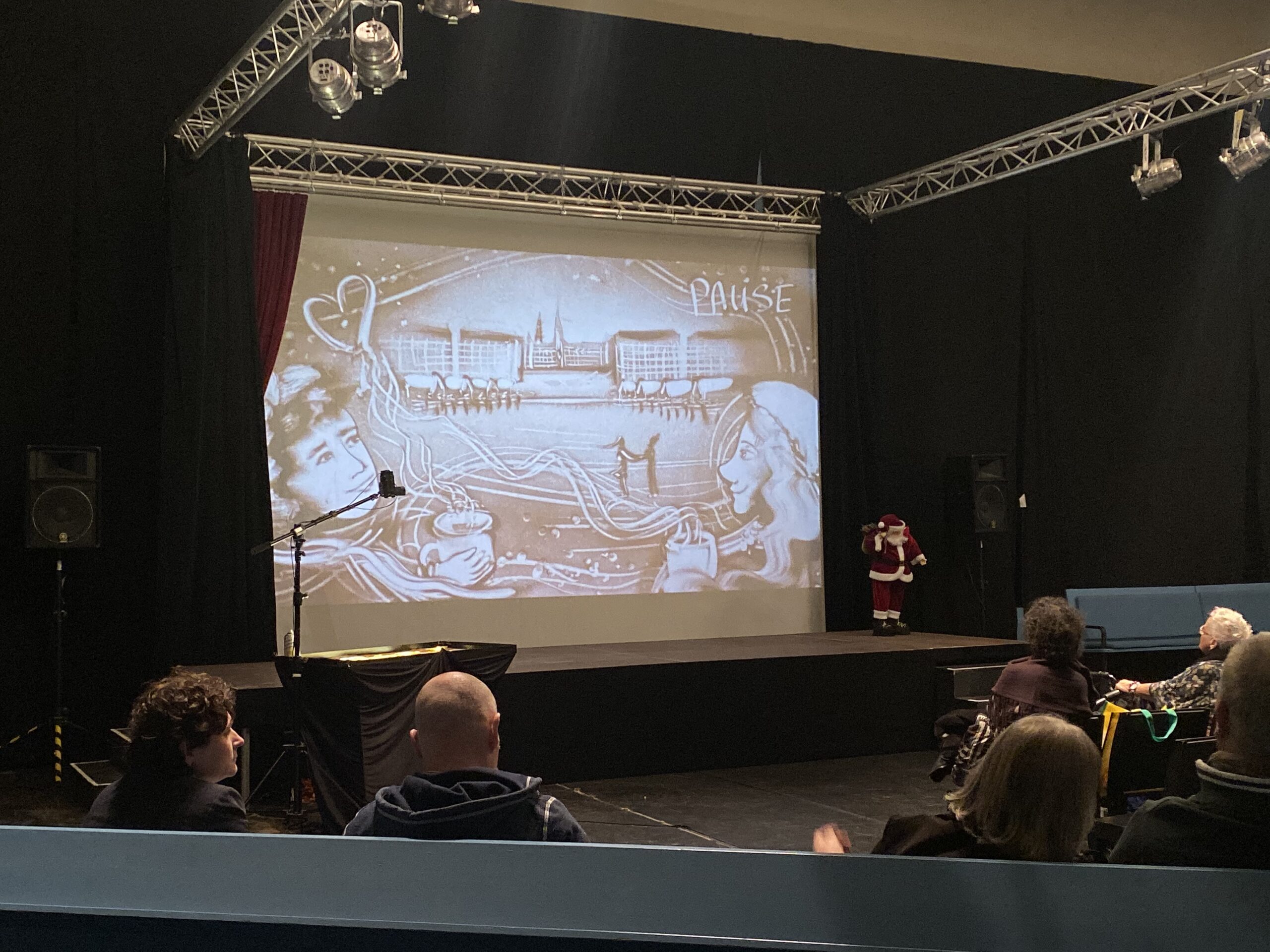 Sand Show im Theater „Weihnachten